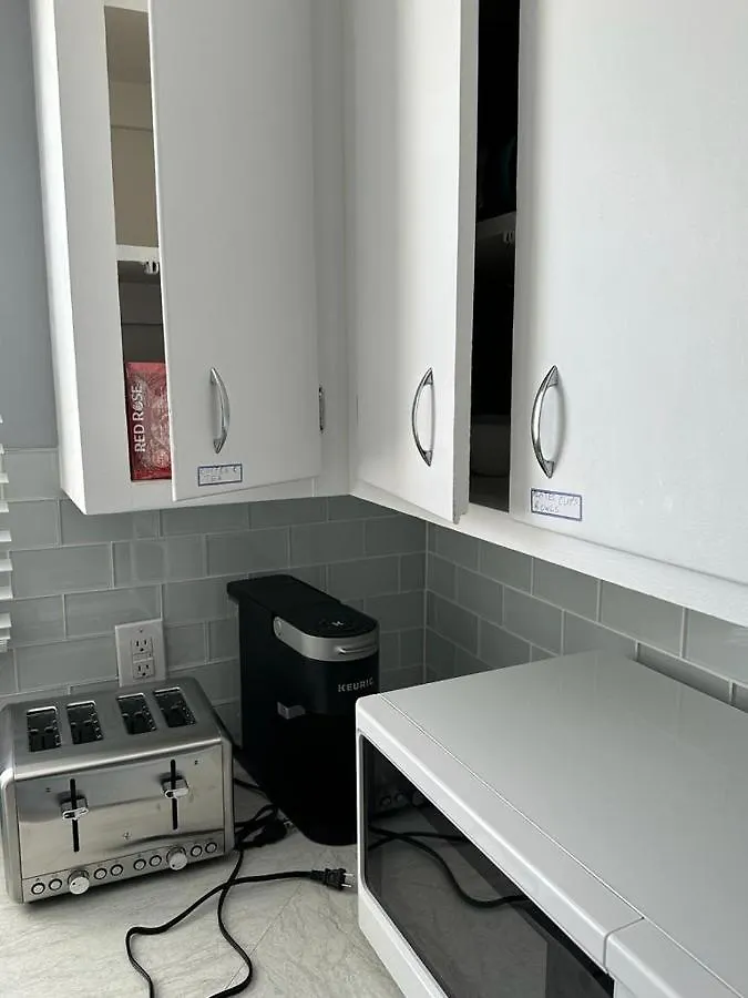 別荘 Spotless 4 Bedrooms 4 Beds Sleep 8 In ウィニペグ