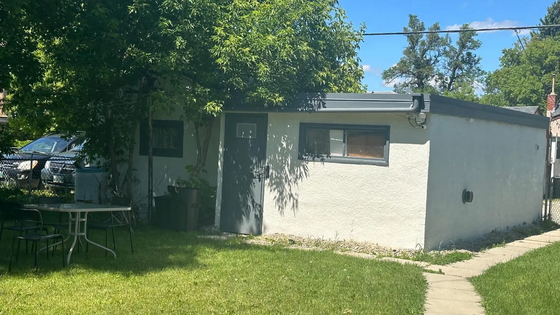 Spotless 4 Bedrooms 4 Beds Sleep 8 In ウィニペグ 0*,  カナダ